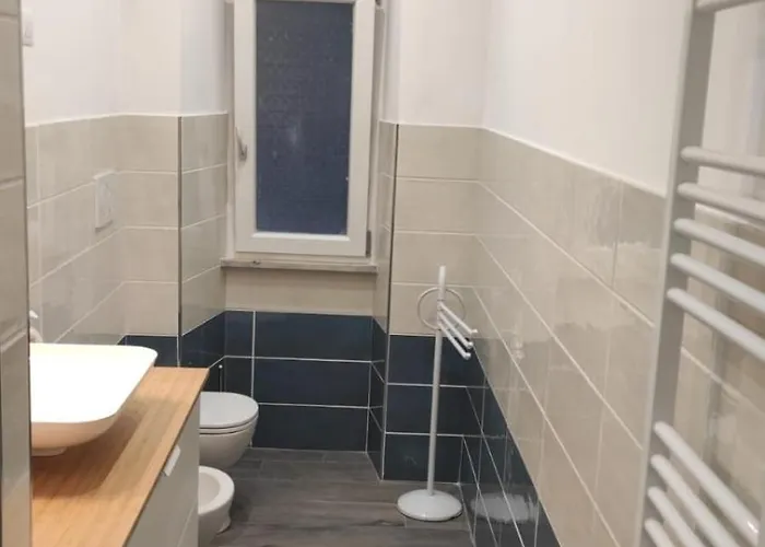 A Un Passetto Dal Conero